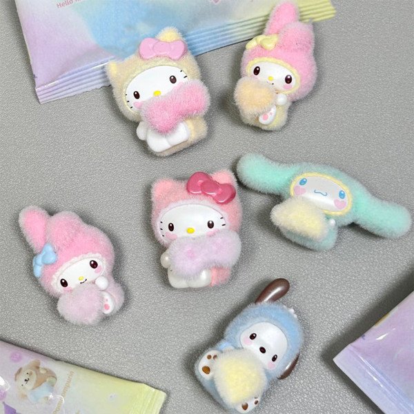 Фото - Игровая фигурка-сюрприз Pop Top SANRIO – МИЛЫЕ ДРУЗЬЯ в ассортименте (25MQD-012)