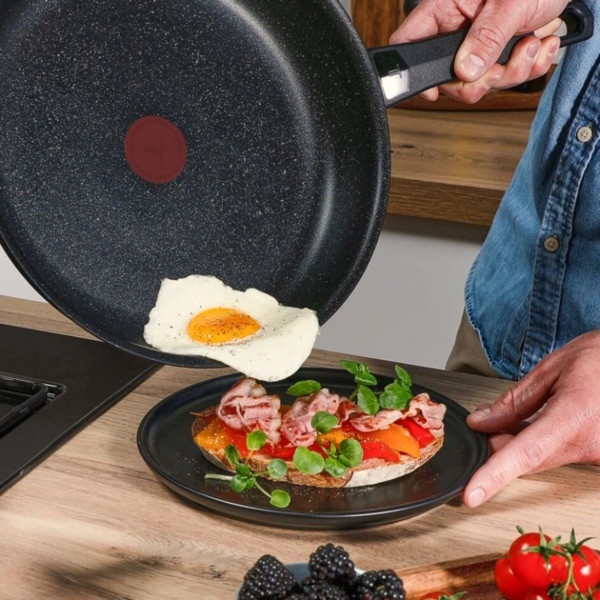 Фото - Сковорода универсальная Tefal G3210232 Expertise 20 см