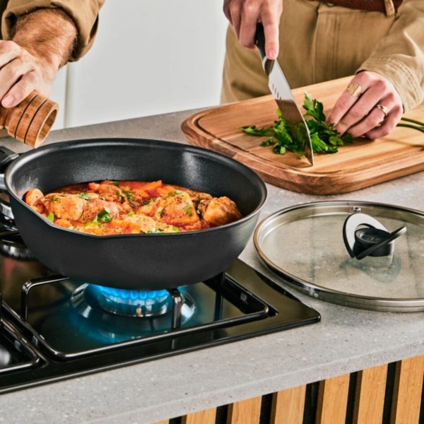 Фото - Сковорода универсальная Tefal G3218402 Expertise 24 см, с крышкой