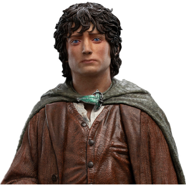 Фото - Коллекционная фигурка Weta Workshop Lord of the Rings Frodo Baggins, Ringbearer Classic Series (860104156)