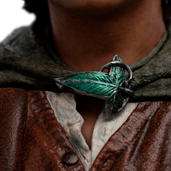 Фото - Коллекционная фигурка Weta Workshop Lord of the Rings Frodo Baggins, Ringbearer Classic Series (860104156)