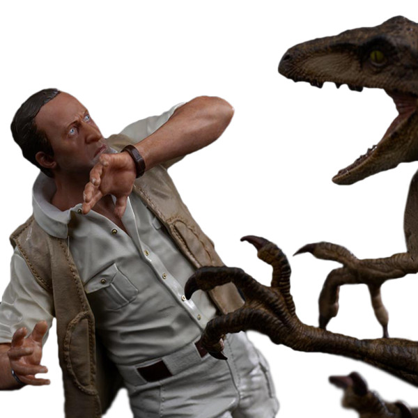 Фото - Колекційна фігурка Iron Studios JURASSIC PARK Clever Girl  Deluxe Art Scale 1/10 (UNIVJP40421-10)