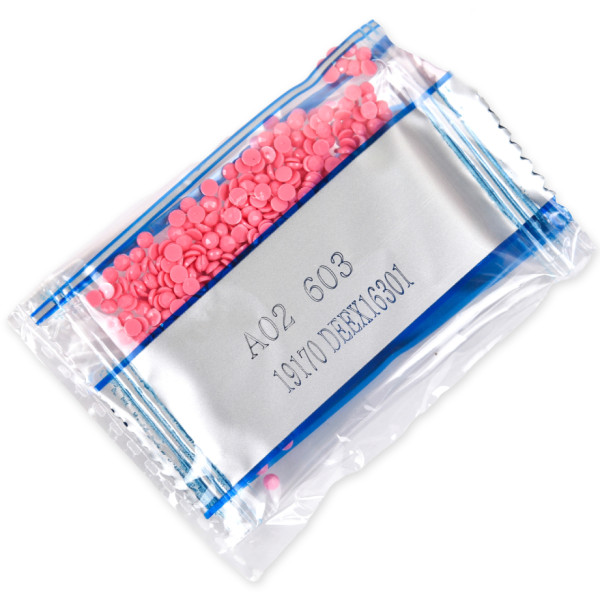 Фото - Алмазний живопис Strateg
Червоні маки 30х30 см (DEEX16300)