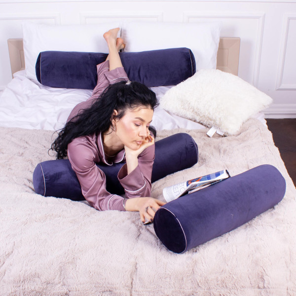 Фото - Подушка валик MirSon №8398 Velvet Line 28-0006 Navy blue Tencel 100х20 см (2200006253785)