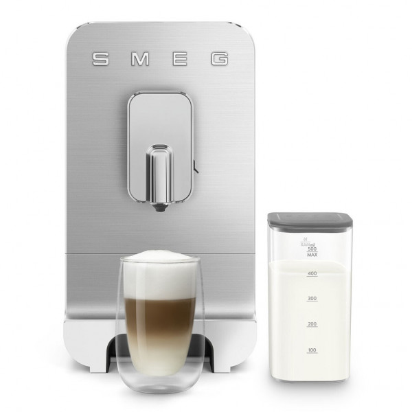 Фото - Кавомашина Smeg BCC13WHMEU