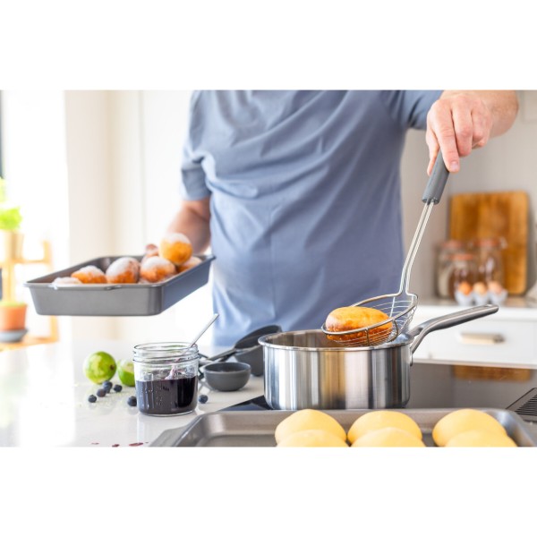 Фото - Шумовка KitchenAid Classic 35.5 см серый (KHA010OHCHGG)