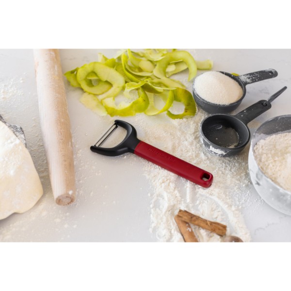 Фото - Овочечистка KitchenAid Classic 18 см червоний (KHA145OHEREG)