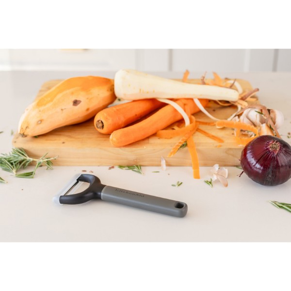 Фото - Овочечистка KitchenAid Classic 18 см сірий (KHA145OHCHGG)