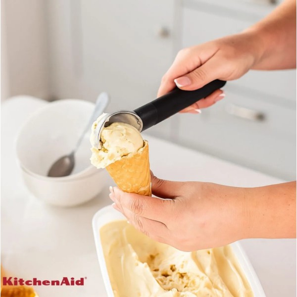 Фото - Ложка для морозива KitchenAid Classic 21 см чорний (KHH117OHOBEG)