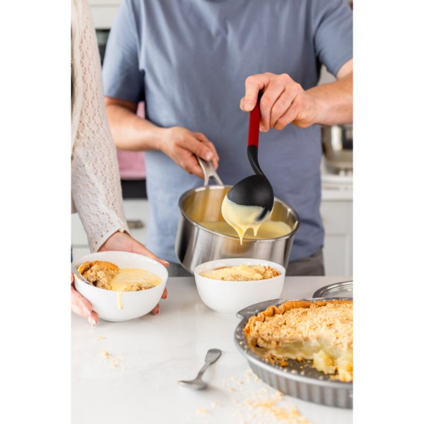 Фото - Ополоник KitchenAid Classic 27 см червоний (KHA006OHEREG)