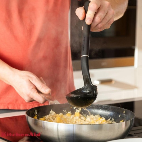 Фото - Половник KitchenAid Classic 31 см черный (KHH006OHOBEG)
