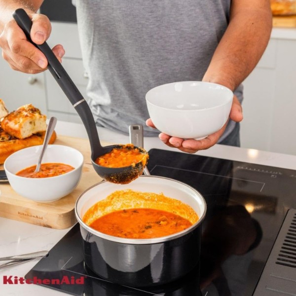 Фото - Половник KitchenAid Classic 31 см черный (KHH006OHOBEG)