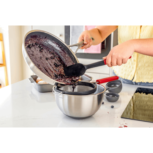 Фото - Сито KitchenAid 18 см красный (KHA161OHEREG)