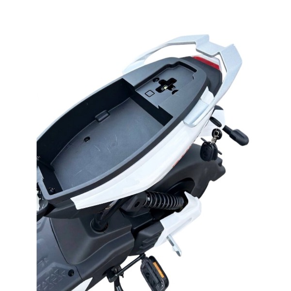 Фото - Уценка - Электроскутер GTM R-800-S