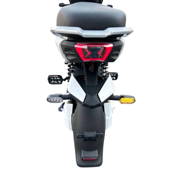 Фото - Уценка - Электроскутер GTM R-800-S