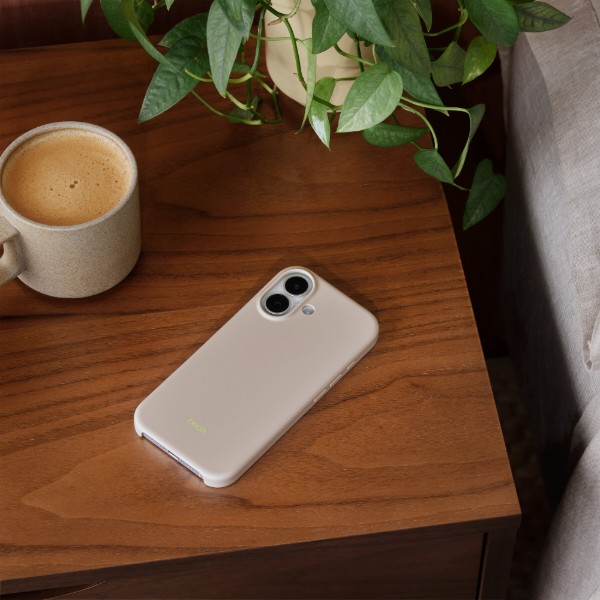 Фото - Уценка - Чехол для смартфона Apple Beats iPhone 17 Case with MagSafe and Camera Control Lime Stone (MGK34)