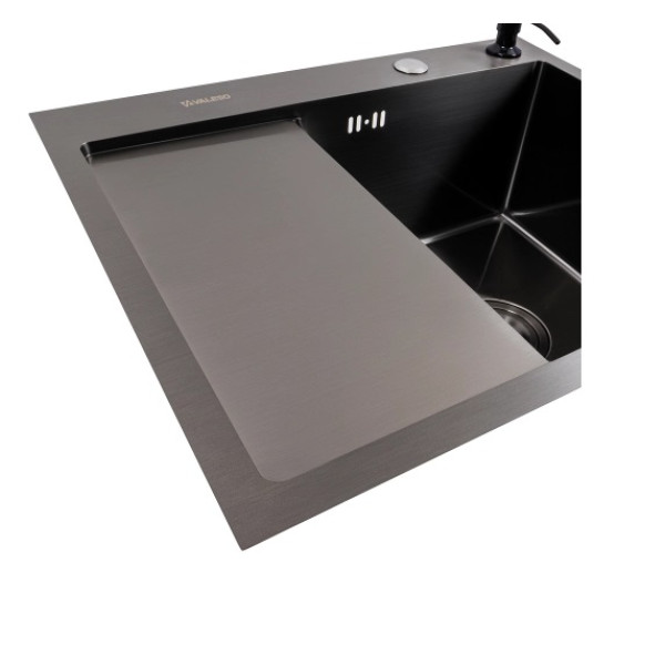 Фото - Мийка кухонна VALESO CM 58x48 R чорна PVD Handmade (круглий сифон 3,0/0,8)
