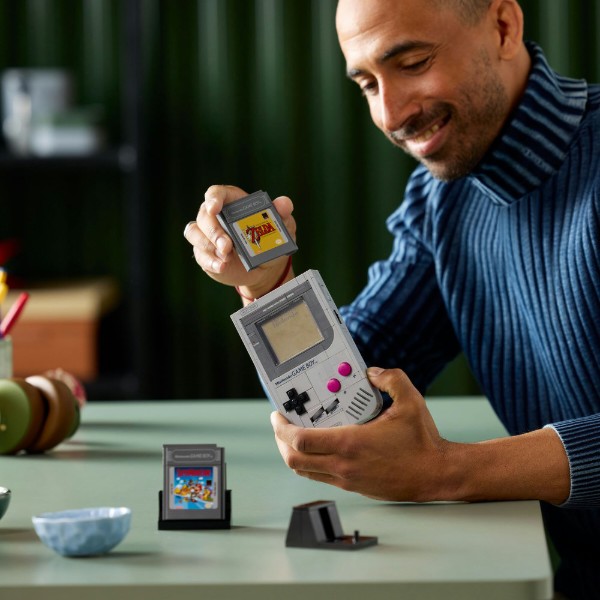 Фото - Уценка - Конструктор LEGO Super Mario™ Game Boy™ (72046)