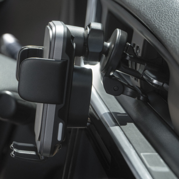 Фото - Автодержатель с беспроводной зарядкой Proove Nitro Charge 15W matte Black (WHNC15002005)