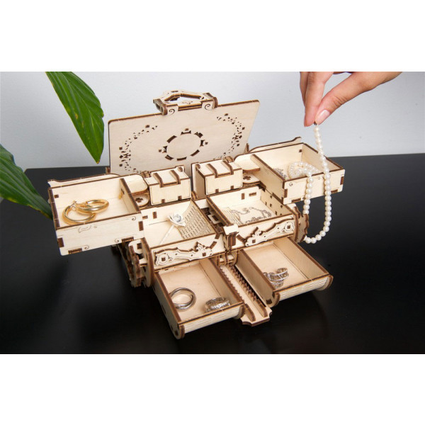 Фото - 3D пазли Ugears Антикварна скринька (70089)