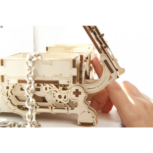 Фото - 3D пазли Ugears Антикварна скринька (70089)