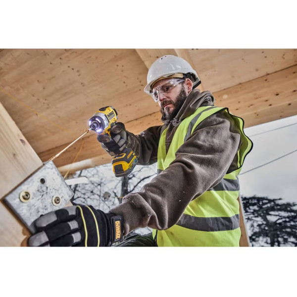 Фото - Шуруповерт DeWALT DCF860N