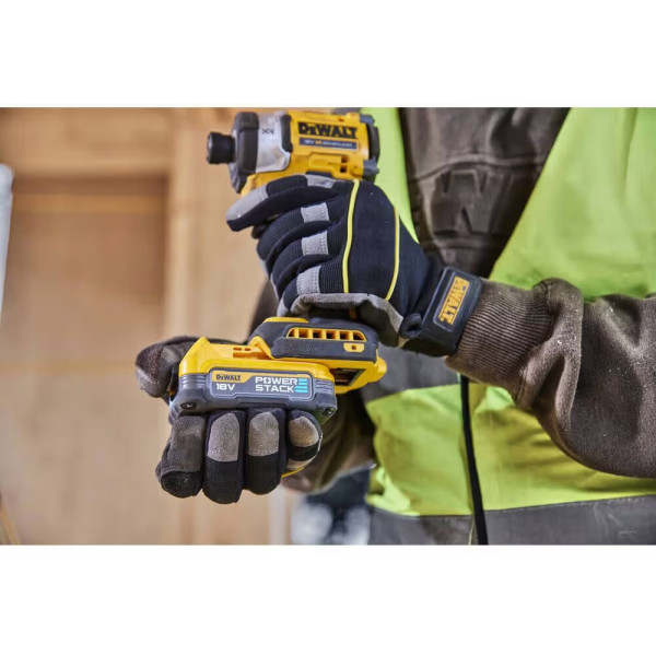 Фото - Шуруповерт DeWALT DCF860N