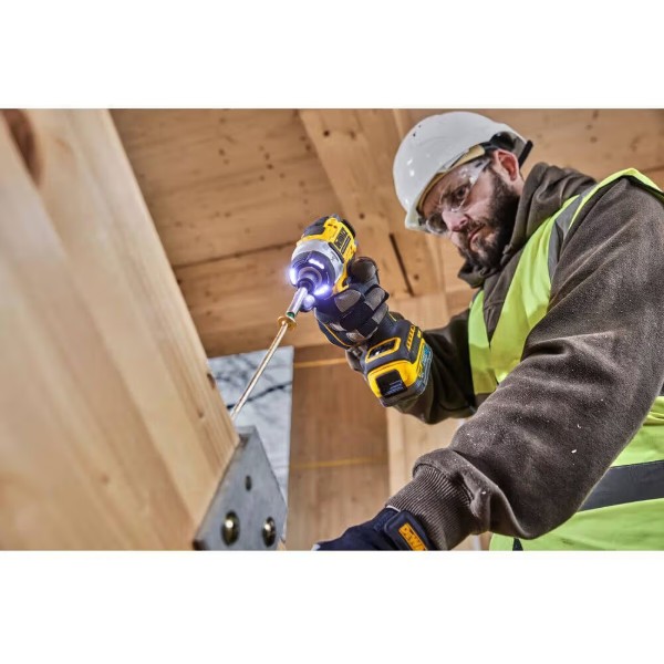 Фото - Шуруповерт DeWALT DCF860E2T