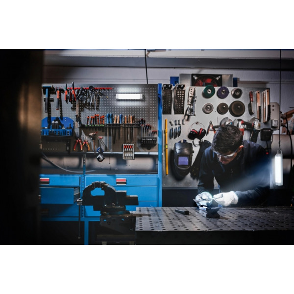 Фото - Світлодіодний світильник Osram LINEAR TASKLIGHT 6.9Вт 6500К 400Лм (4099854531613)