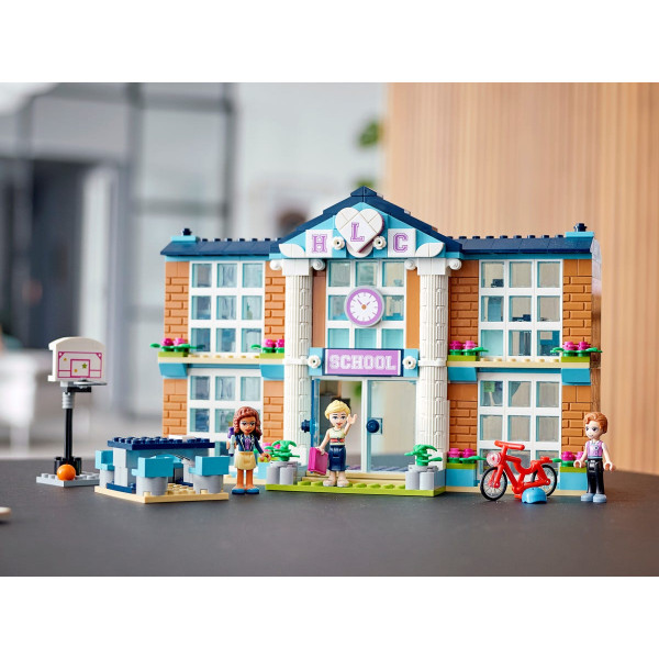 Фото - Конструктор LEGO Friends Школа Хартлейк Сіті (41682)
