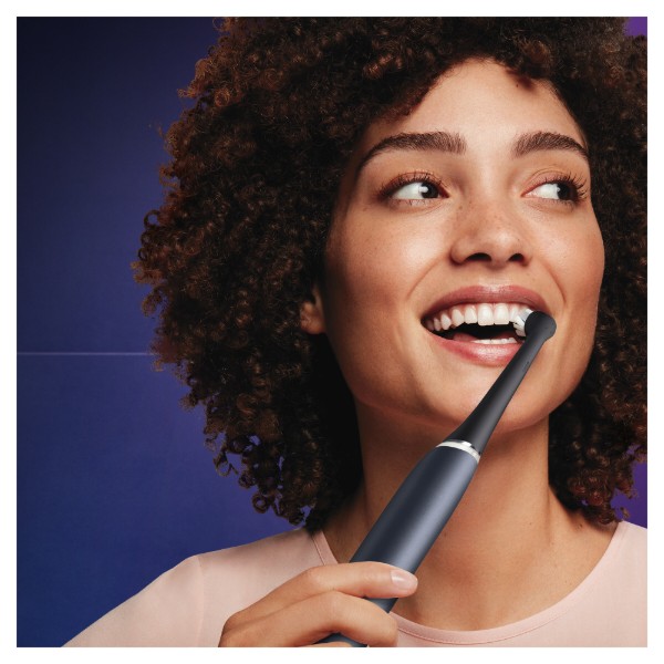 Фото - Насадка для зубної щітки Oral-B Braun iO RB Ultimate Clean максимальне очищення Чорні, 4 шт