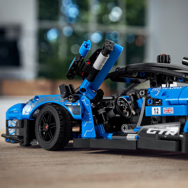 Фото - Конструктор LEGO Technic McLaren Senna GTR (42123)