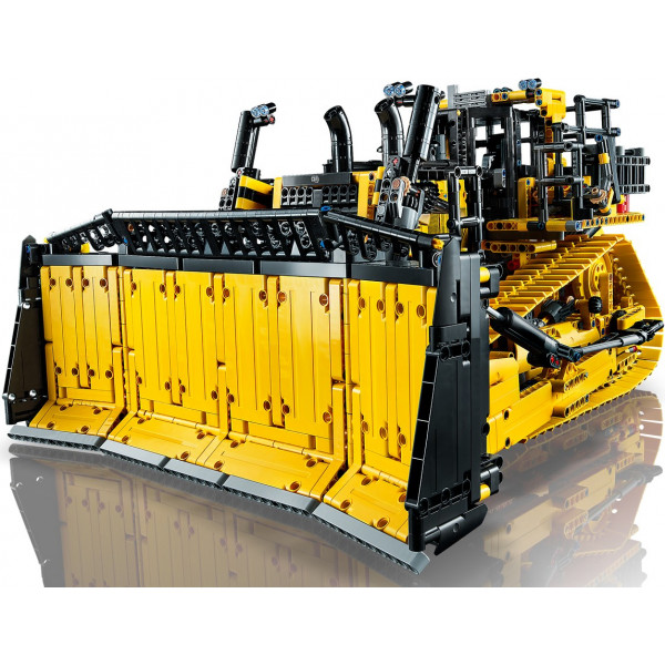 Фото - Конструктор LEGO Technic Бульдозер Cat D11 на пульті управління (42131)
