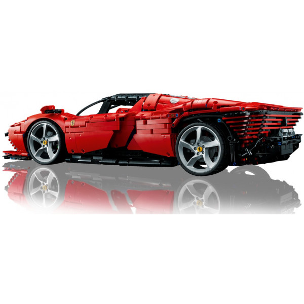 Фото - Конструктор LEGO Technic Ferrari Daytona SP3 (42143)