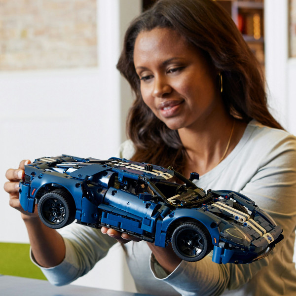 Фото - Конструктор LEGO Technic Ford GT 2022 (42154)