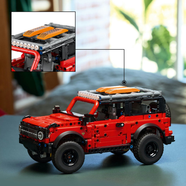 Фото - Конструктор LEGO  Technic Позашляховик Ford Bronco® (42213)