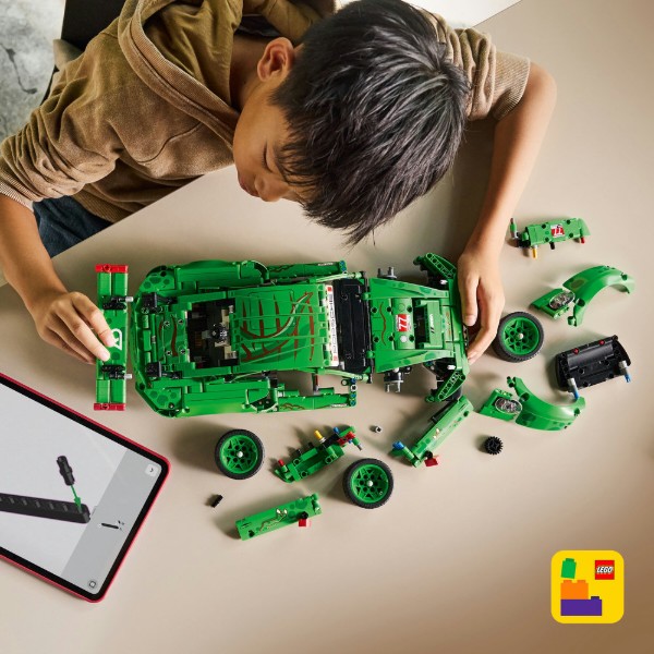 Фото - Конструктор LEGO Technic Porsche 911 GT3 R REXY AO Racing (42224)