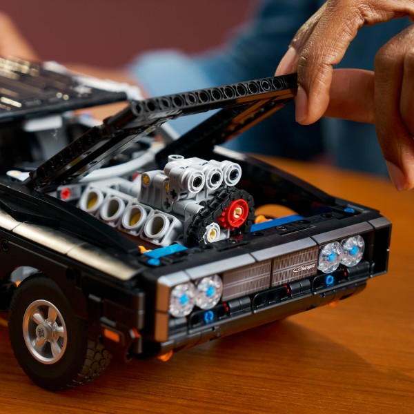 Фото - Конструктор LEGO Technic Форсаж: автомобиль Dodge Charger R/T (42231)