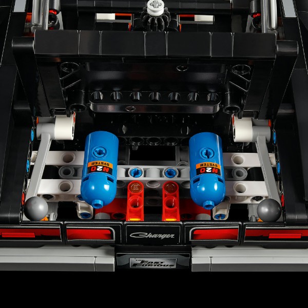 Фото - Конструктор LEGO Technic Форсаж: автомобиль Dodge Charger R/T (42231)