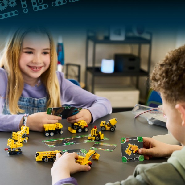 Фото - Конструктор LEGO Technic Мощные машины (42233)