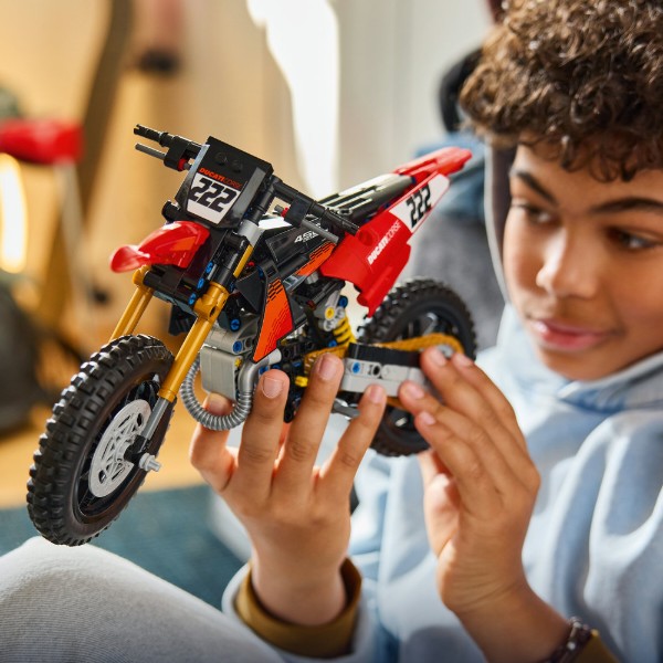 Фото - Конструктор LEGO Technic Мотоцикл Ducati Desmo450 MX Factory (42238)