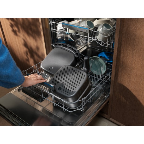 Фото - Комплект техніки Electrolux Духова шафа + Варильна поверхня + Мультипіч Electrolux EOF3H50BK + KGG64362K + EAF5B