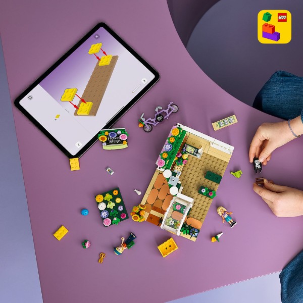 Фото - Конструктор LEGO  Friends Творча квіткова крамниця (42693)