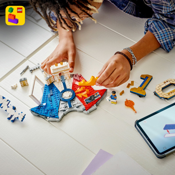 Фото - Конструктор LEGO Editions Football Килиан Мбаппе — лучшие моменты футбольных матчей (43013)