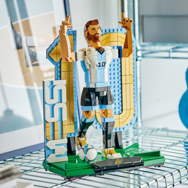 Фото - Конструктор LEGO Editions Football Лионель Месси — легенда футбола (43015)