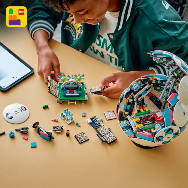 Фото - Конструктор LEGO Editions Football Футбольний м'яч (43019)
