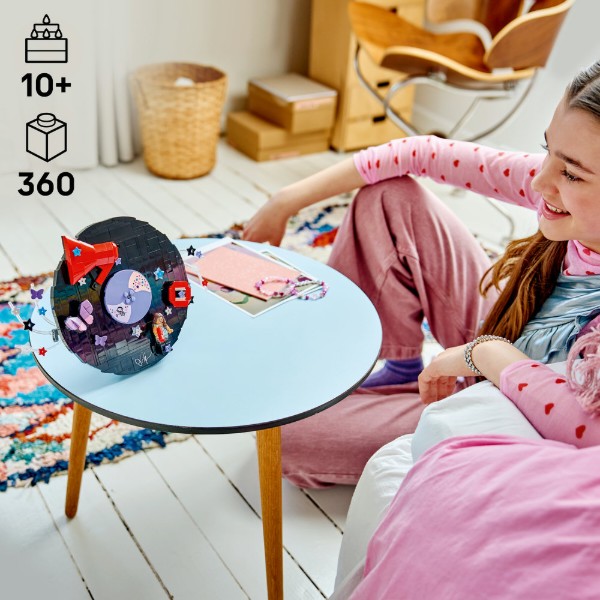 Фото - Конструктор LEGO Editions Music Вініл Олівії Родріґо (43028)