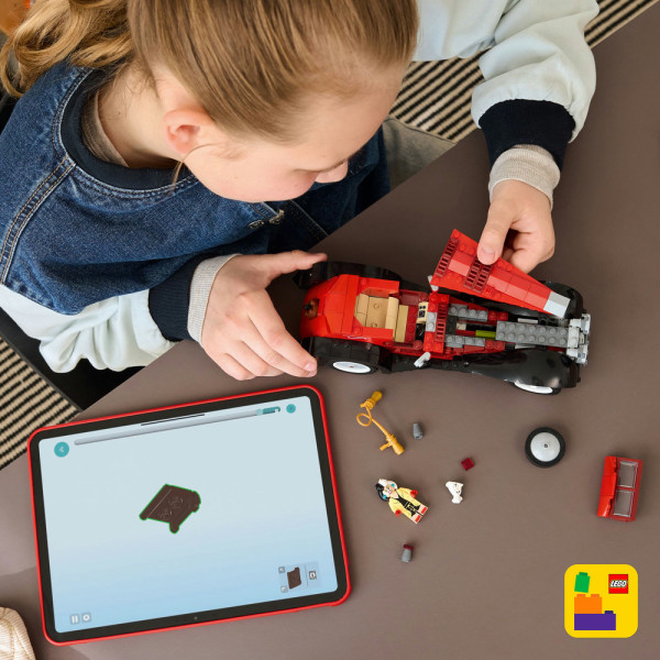 Фото - Конструктор LEGO Disney Classic Автомобіль Лютелли де Віль (43277)