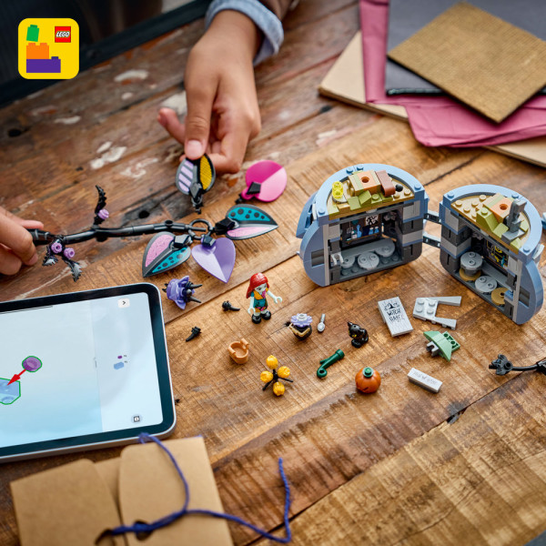 Фото - Конструктор LEGO Disney Classic Цветочный горшок Салли (43288)