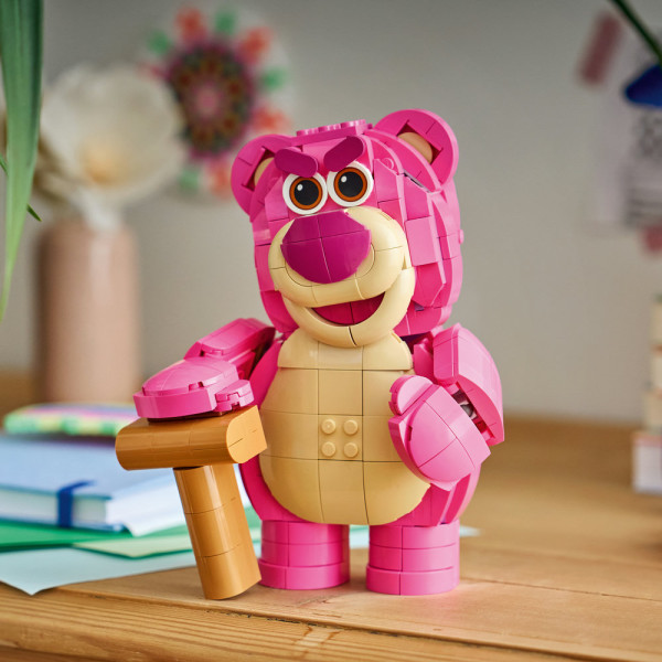 Фото - Конструктор LEGO Disney Pixar Лотсо (43306)